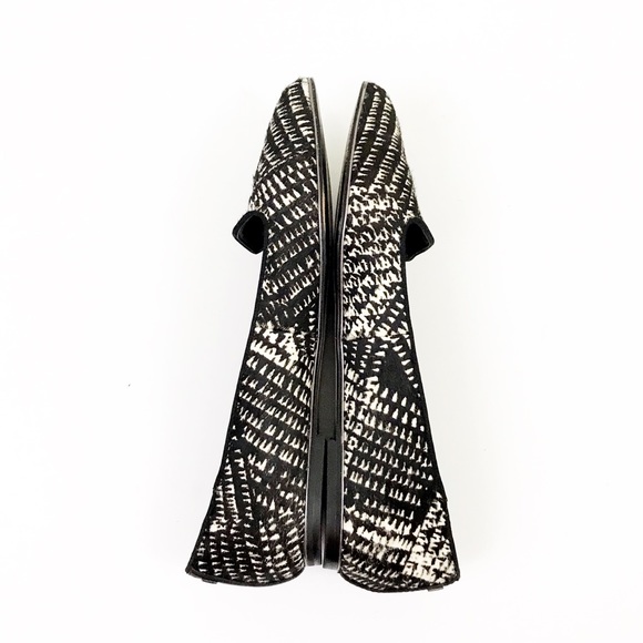 DOLCE VITA Black/White Calf Fur Smokin' Flats - Picture 6 of 7